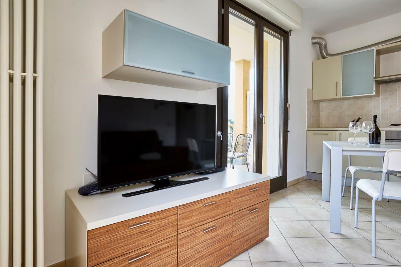 Apartment Alessandra Lenno Exterior photo